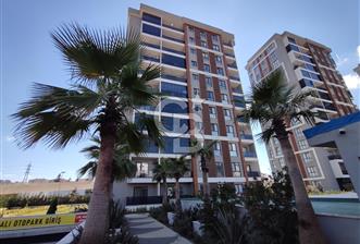 SANCAKTEPE BLUE GARDEN SİTESİ HAVUZ CEPHELİ 2+1 SATILIK DAİRE