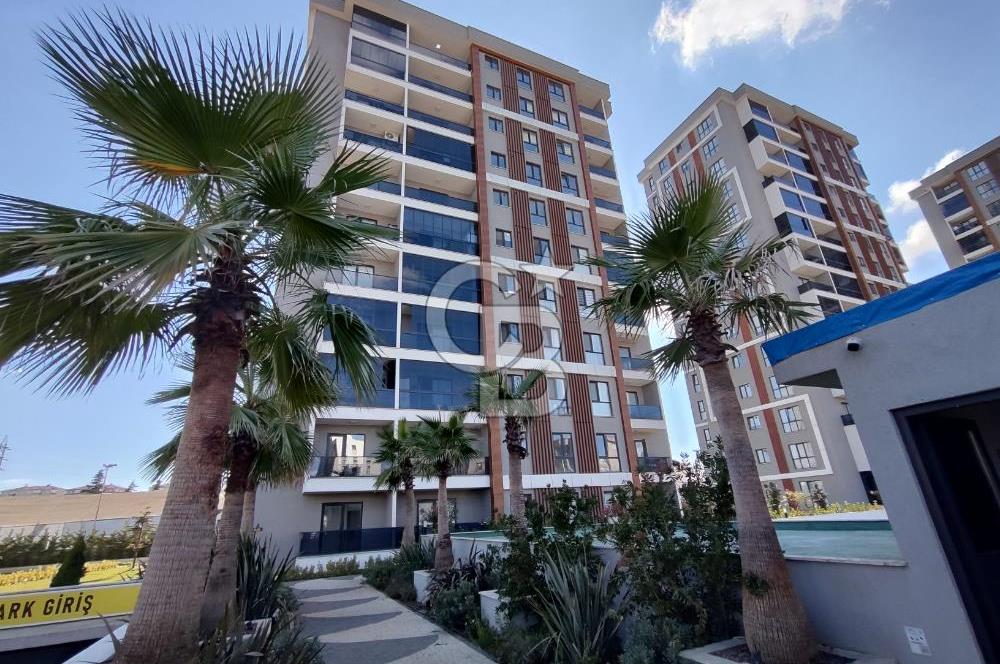SANCAKTEPE BLUE GARDEN SİTESİ HAVUZ CEPHELİ 2+1 SATILIK DAİRE
