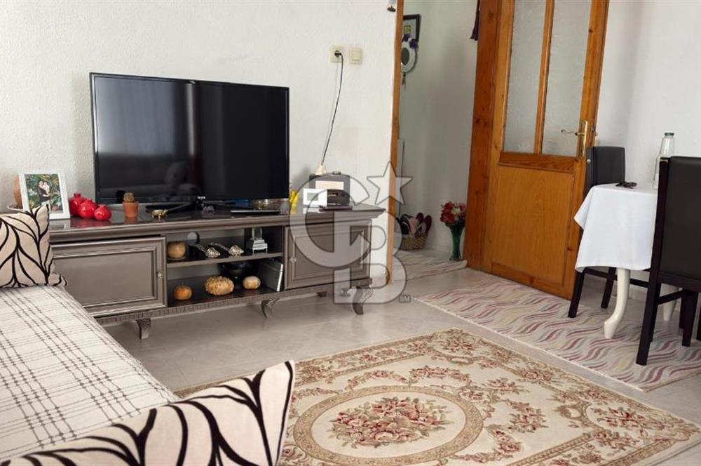 LAPSEKİ MERKEZDE YATIRIMA DEĞER, KOMPLE SATILIK BİNA!