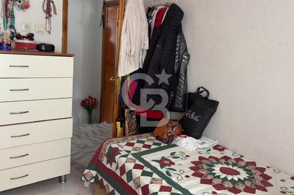 LAPSEKİ MERKEZDE YATIRIMA DEĞER, KOMPLE SATILIK BİNA!