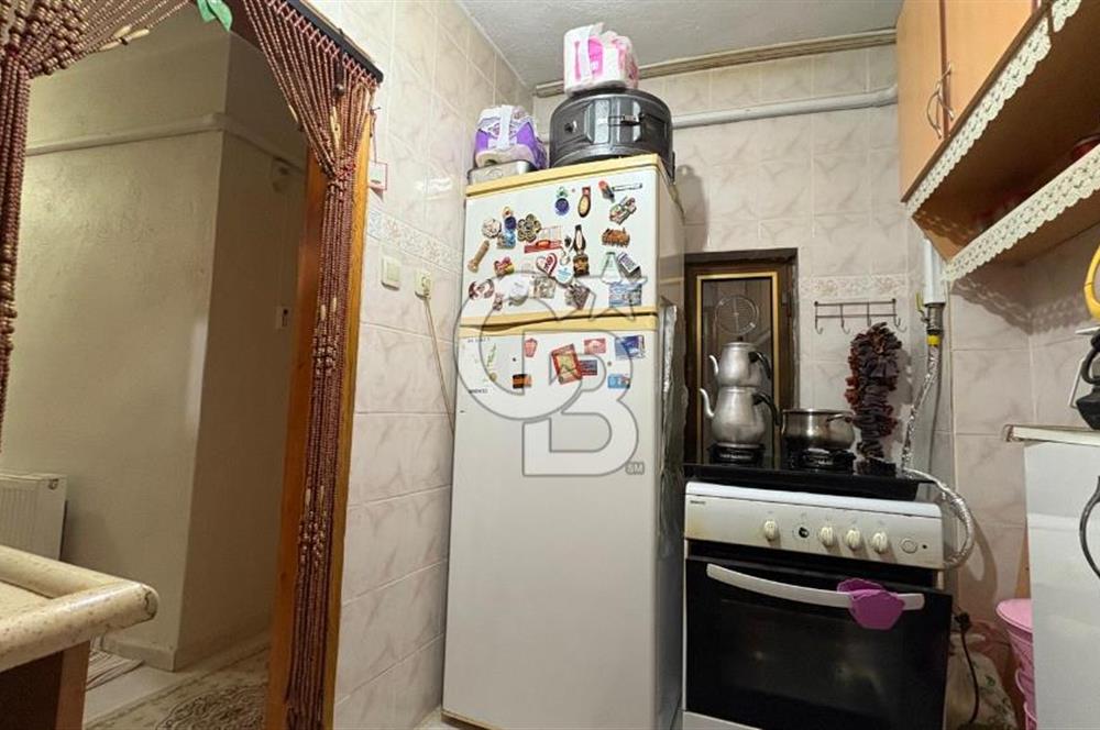 LAPSEKİ MERKEZDE YATIRIMA DEĞER, KOMPLE SATILIK BİNA!