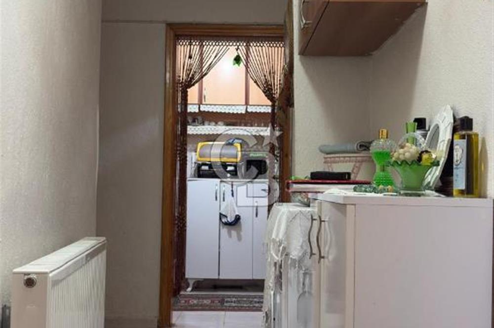 LAPSEKİ MERKEZDE YATIRIMA DEĞER, KOMPLE SATILIK BİNA!