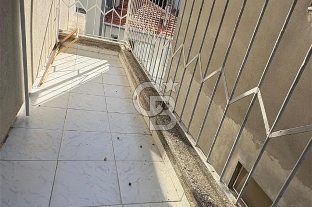 LAPSEKİ MERKEZDE YATIRIMA DEĞER, KOMPLE SATILIK BİNA!