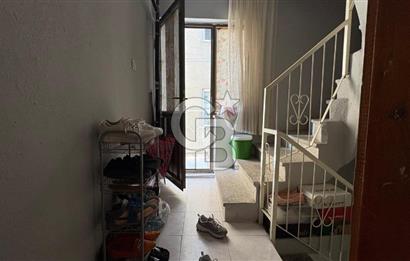 LAPSEKİ MERKEZDE YATIRIMA DEĞER, KOMPLE SATILIK BİNA!