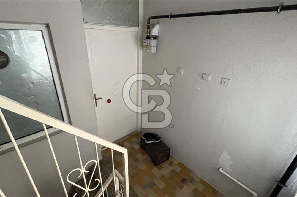 LAPSEKİ MERKEZDE YATIRIMA DEĞER, KOMPLE SATILIK BİNA!