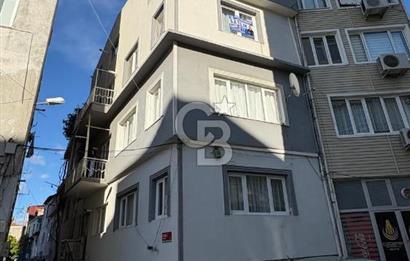 LAPSEKİ MERKEZDE YATIRIMA DEĞER, KOMPLE SATILIK BİNA!