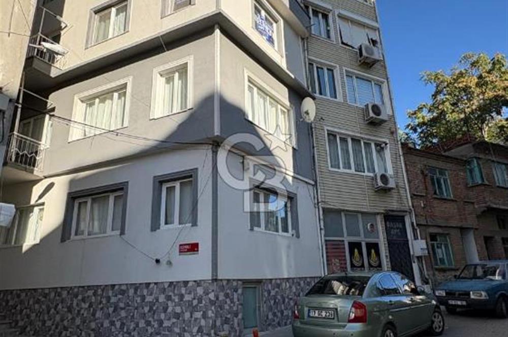 LAPSEKİ MERKEZDE YATIRIMA DEĞER, KOMPLE SATILIK BİNA!