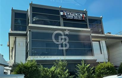 AYVALIK SARIMSAKLIDA 3+1 GENİŞ TERASLI GİYOTİN CAMLI LÜKS DAİRE