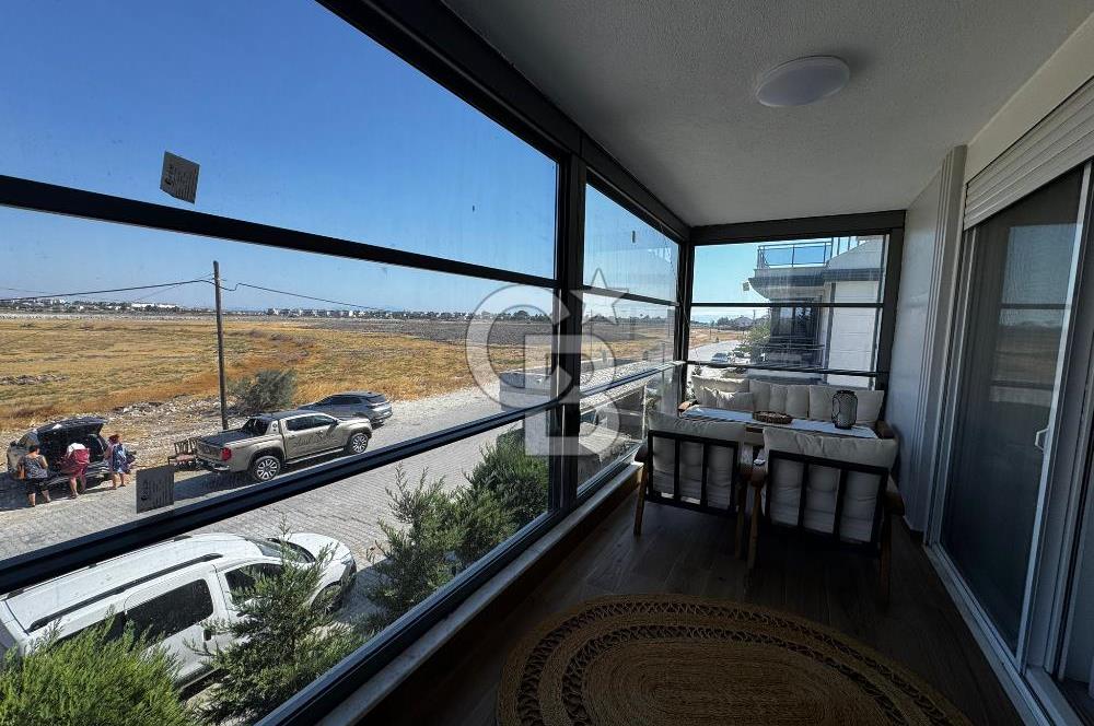 AYVALIK SARIMSAKLIDA 3+1 GENİŞ TERASLI GİYOTİN CAMLI LÜKS DAİRE