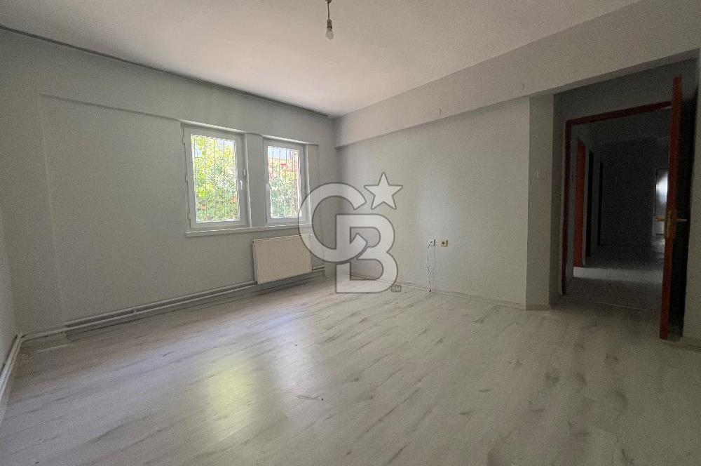 Balgat Ceyhun Atuf Kansu Caddesi’ne Paralel Merkezi Konumlu 4+1 Satılık Daire 