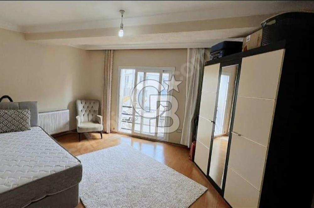 Buca Dokuz Eylül'e Yakın Cadde Üzeri Geniş 2+1 Satılık Daire