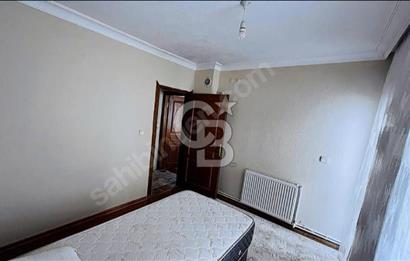 Buca Dokuz Eylül'e Yakın Cadde Üzeri Geniş 2+1 Satılık Daire