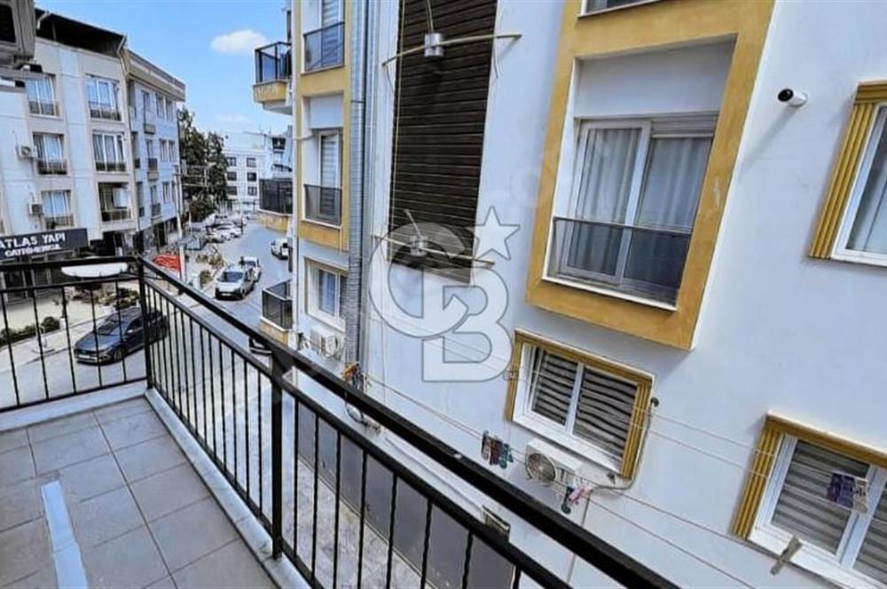 Buca Dokuz Eylül'e Yakın Cadde Üzeri Geniş 2+1 Satılık Daire