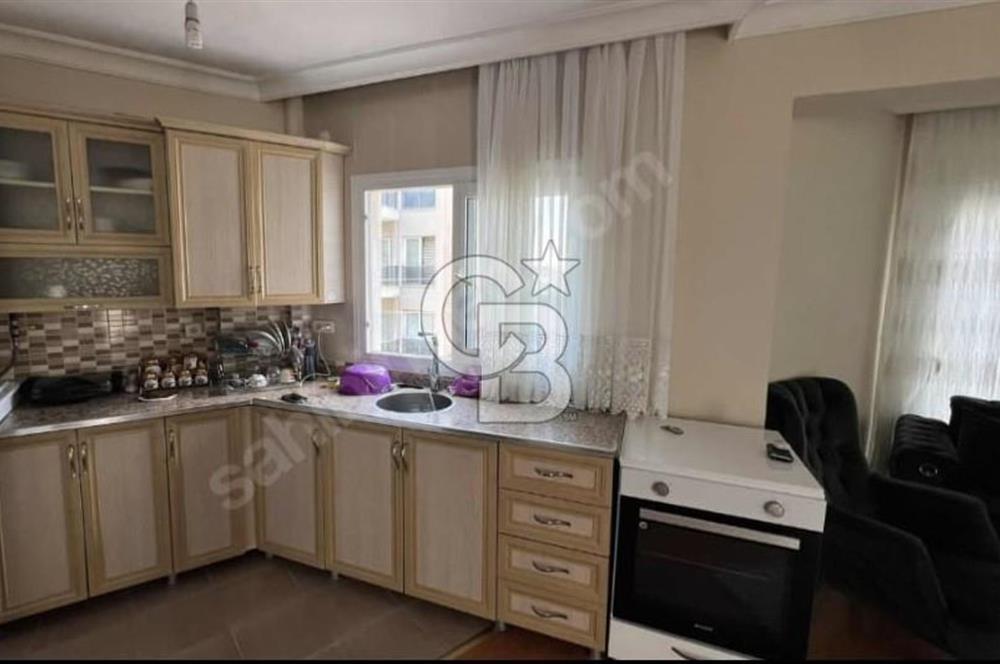 Buca Dokuz Eylül'e Yakın Cadde Üzeri Geniş 2+1 Satılık Daire