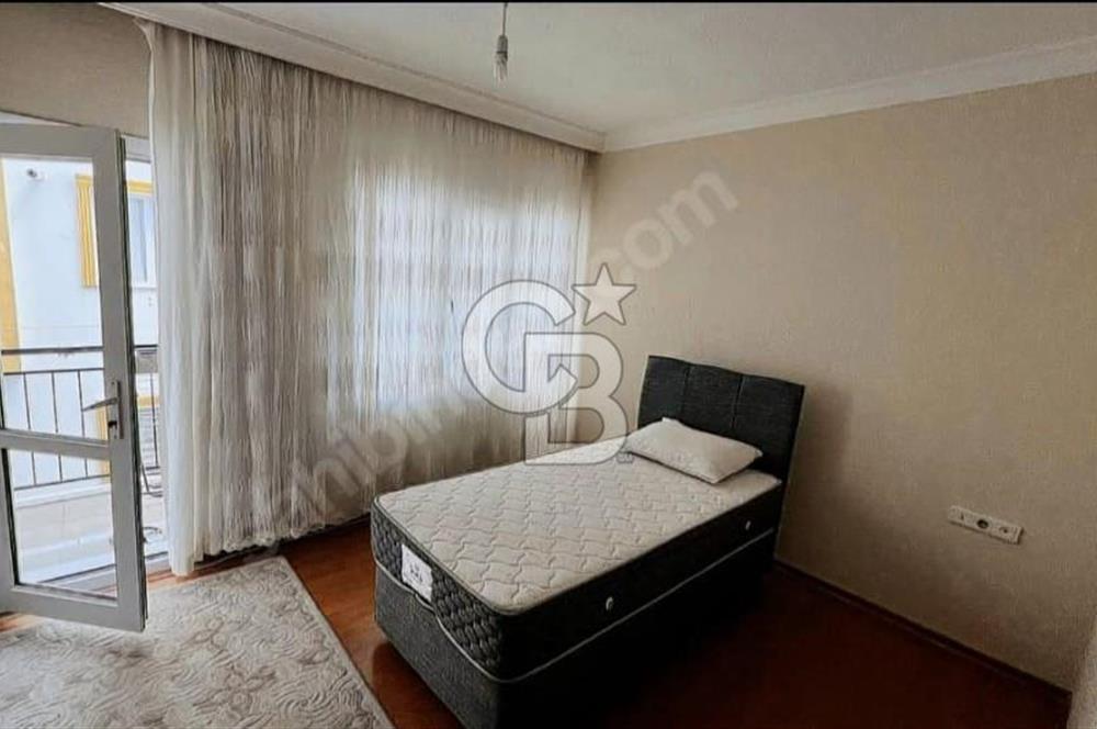 Buca Dokuz Eylül'e Yakın Cadde Üzeri Geniş 2+1 Satılık Daire