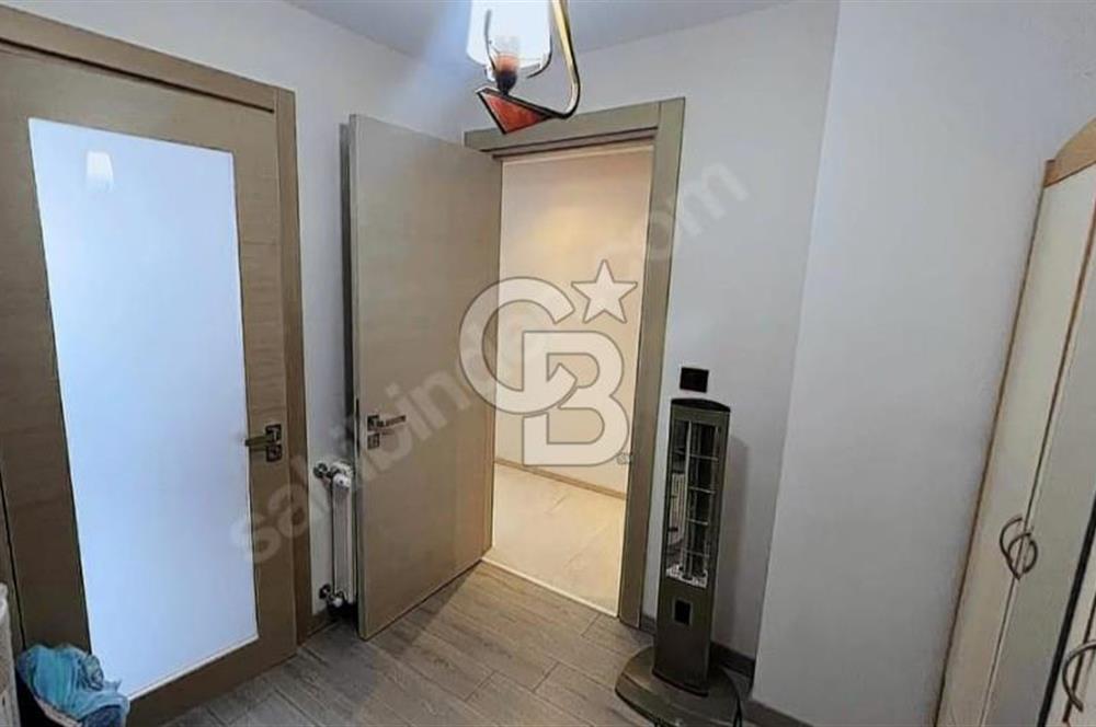 Hatay'da Cadde Üzeri ve Deniz Manzaralı 3+1 Satılık Daire