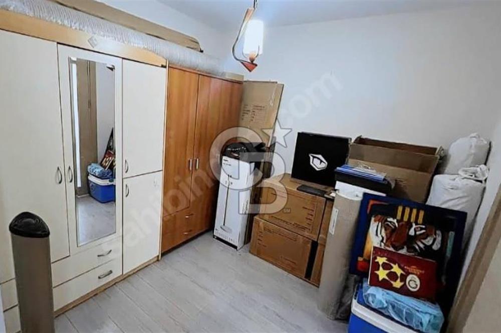 Hatay'da Cadde Üzeri ve Deniz Manzaralı 3+1 Satılık Daire