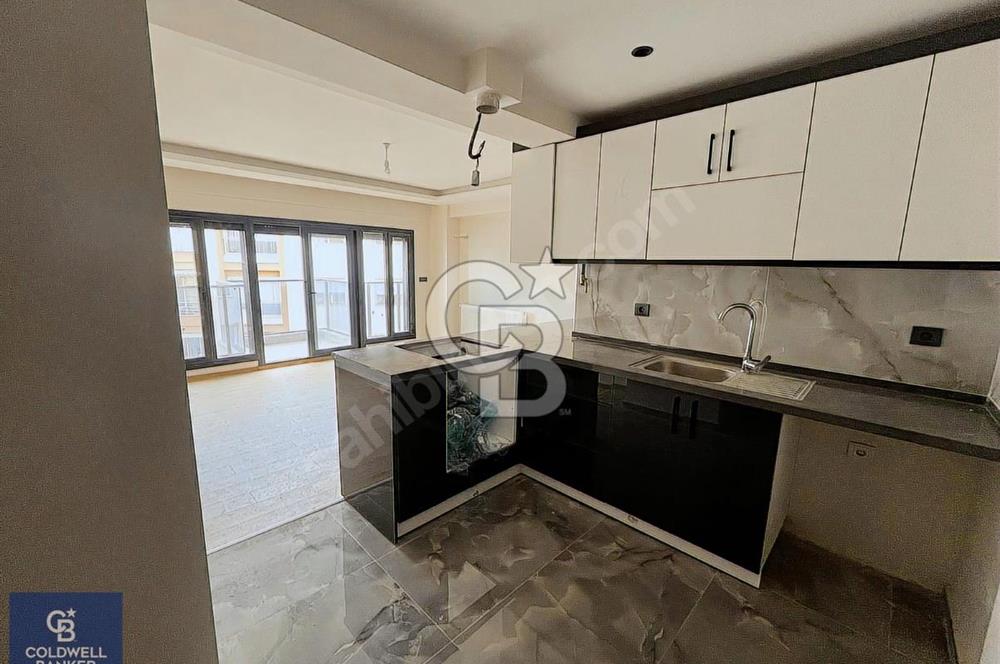 Üçkuyularda Sıfır Geniş 2+1 Satılık Daire