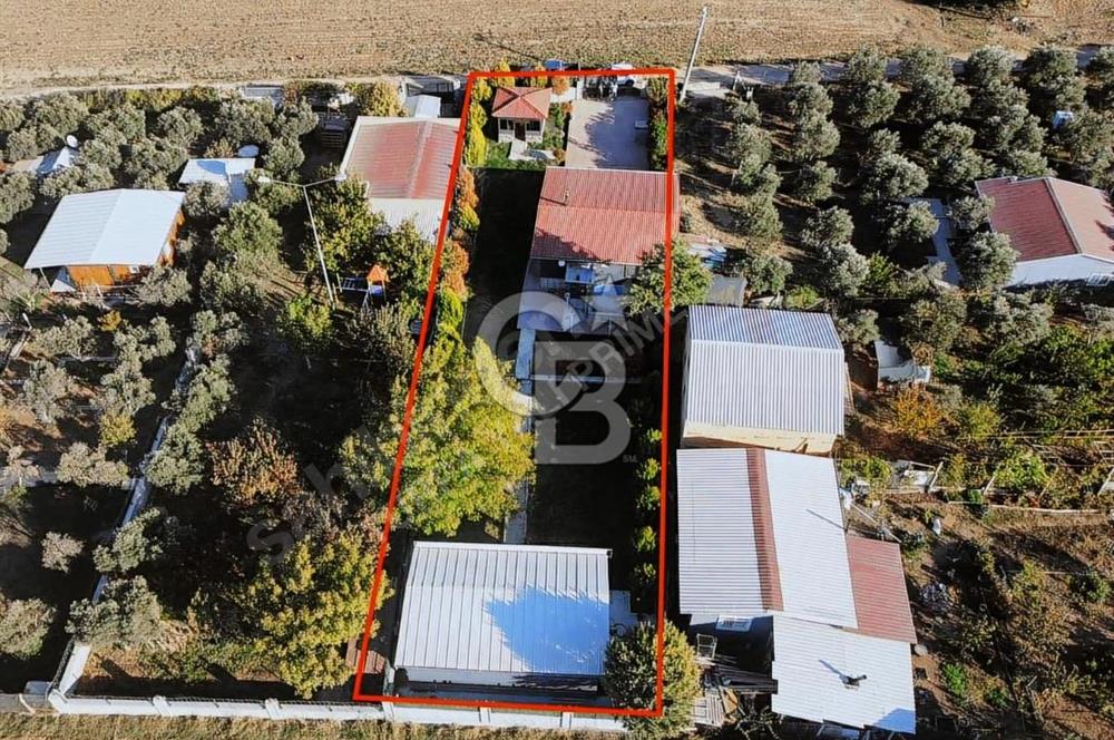 MENDERES OĞLANANASI 1.090 m2 2+1 JAKUZİ HAVUZLU MÜSTAKİL EV