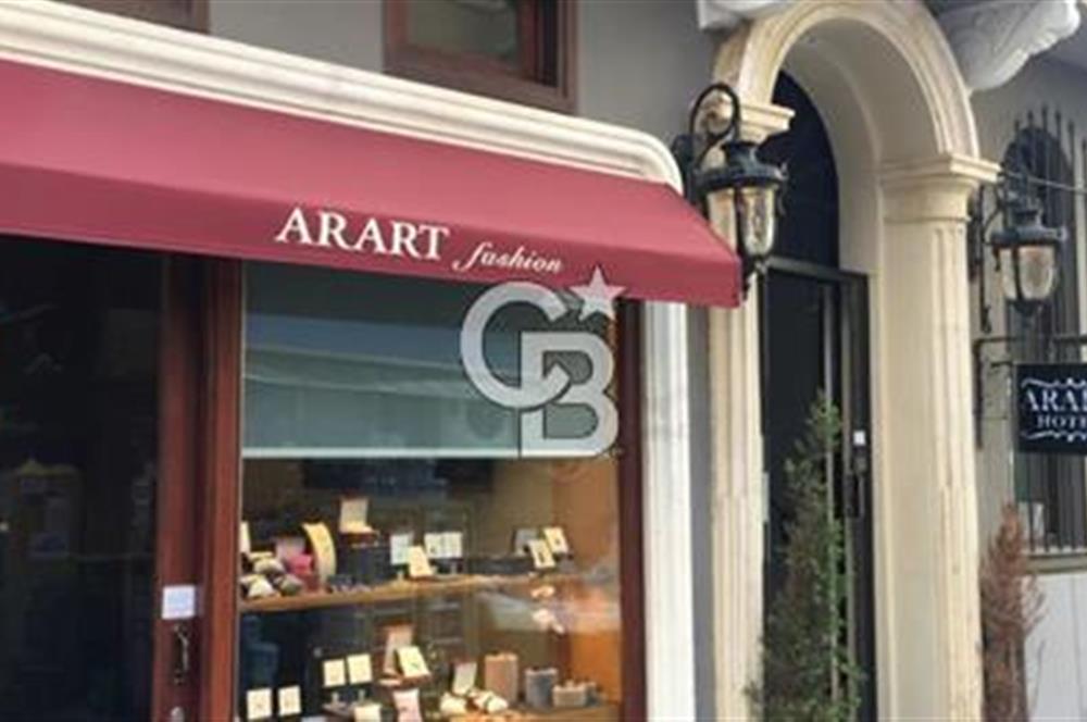Beyoğlu Billur Sokak’ta 5 Katlı, 8 Odalı Satılık Otel