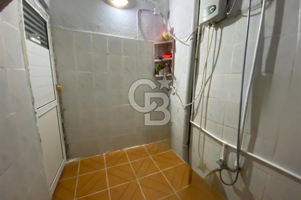 KONAK ALTINORDU MAHALLESİ 2 KATLI SATILIK TARİHİ BİNA