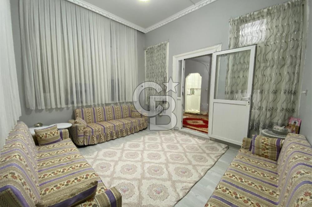 KONAK ALTINORDU MAHALLESİ 2 KATLI SATILIK TARİHİ BİNA