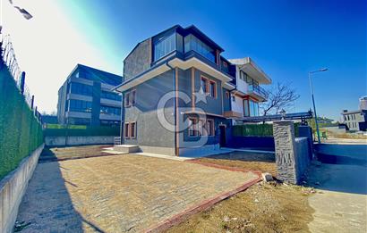 ALACAATLI KONUT VE İŞ YERİNE UYGUN YAPILI KİRALIK BAHÇELİ VILLA