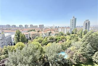 Ankara Çankaya Site İçinde Kiralık 5+1 Manzaralı Yapılı Daire