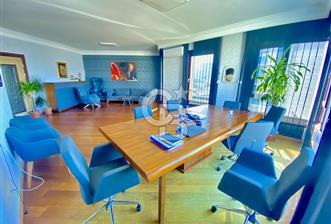 SÖĞÜT İŞ MERKEZİ YAPILI MANZARALI BALKONLU 240 M2 KİRALIK OFİS
