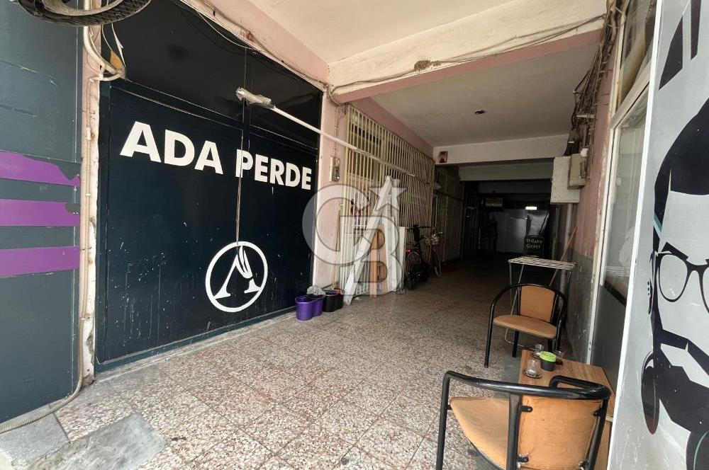 İstiklal Caddesinde Satılık Dükkan
