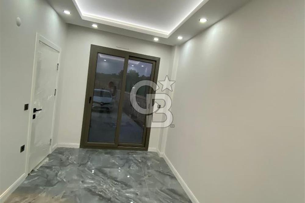 Buca Kaynaklar Merkezde Havuzlu Dubleks 4+1 Satılık Villa