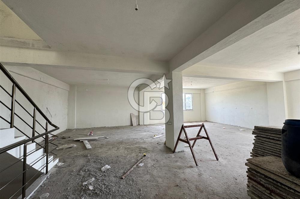 Akhisar da Hacıishak sanayi sitesi kiralık dükka