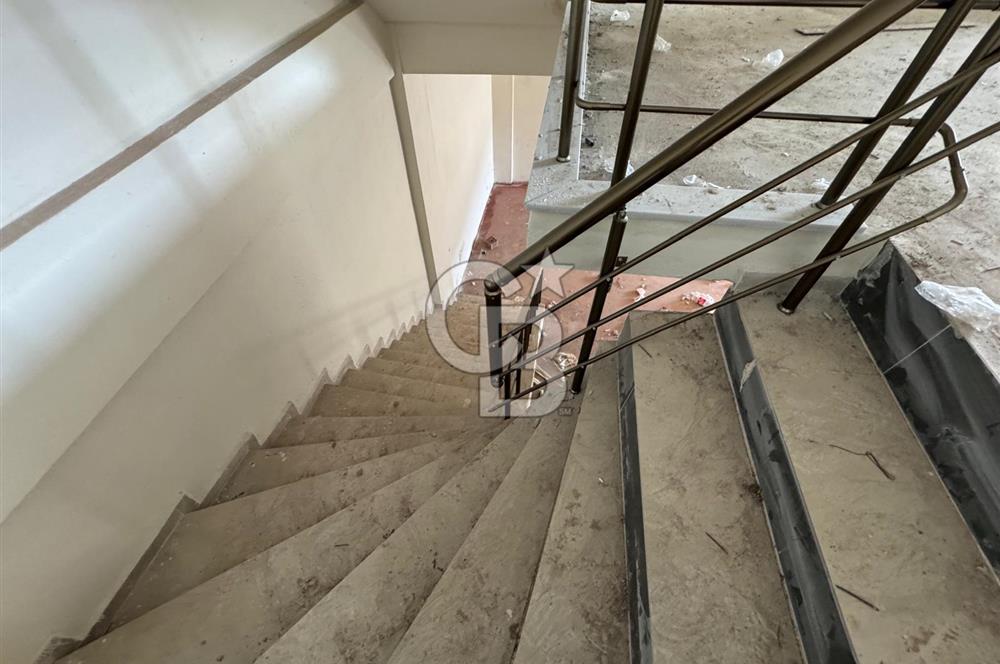 Akhisar da Hacıishak sanayi sitesi kiralık dükka