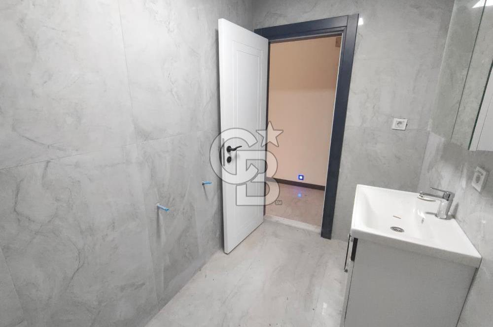 CB KİNG'DEN GAZİOSMANPAŞA'DA AVM VE HASTANEYE YAKIN KİRALIK OFİS