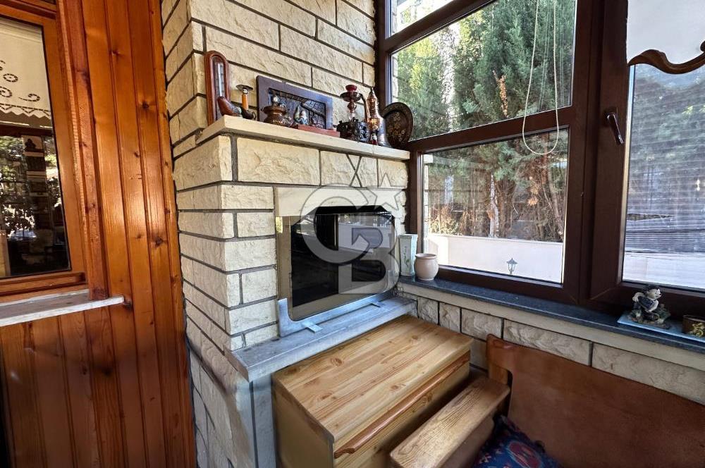 ÖZDEN MAH. DE MERKEZİ KONUMDA, GENİŞ BAHÇELİ MÜSTAKİL VİLLA