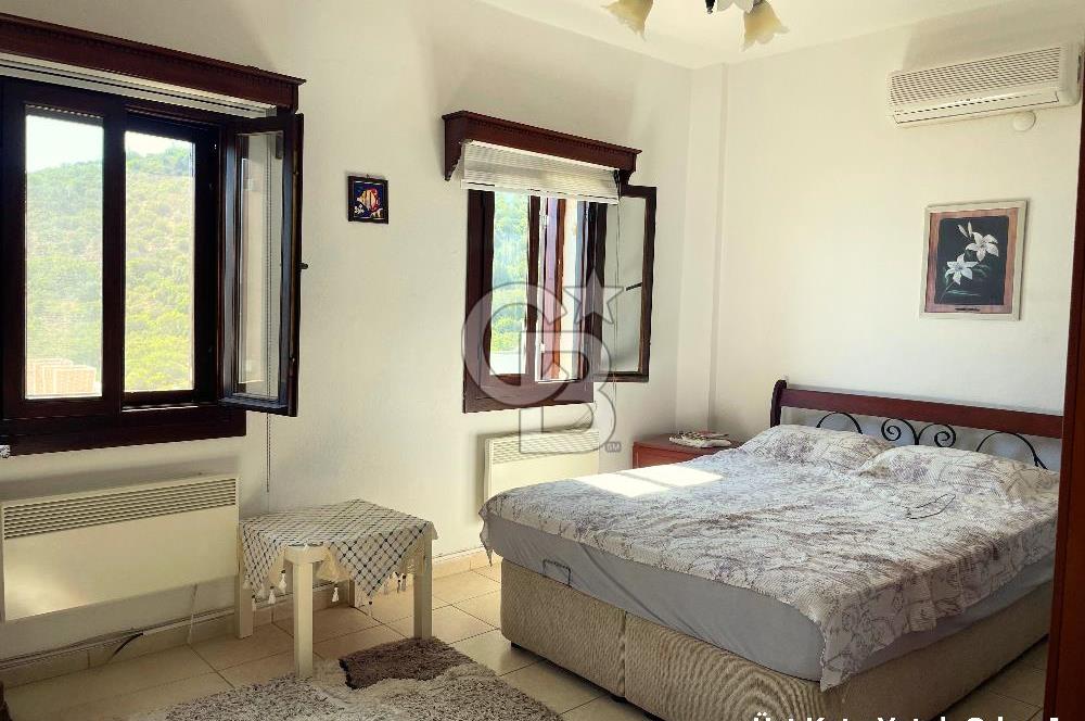 Bodrum Torba 4+1 Dubleks Bahçeli Manzaralı Eşyalı Kiralık Villa