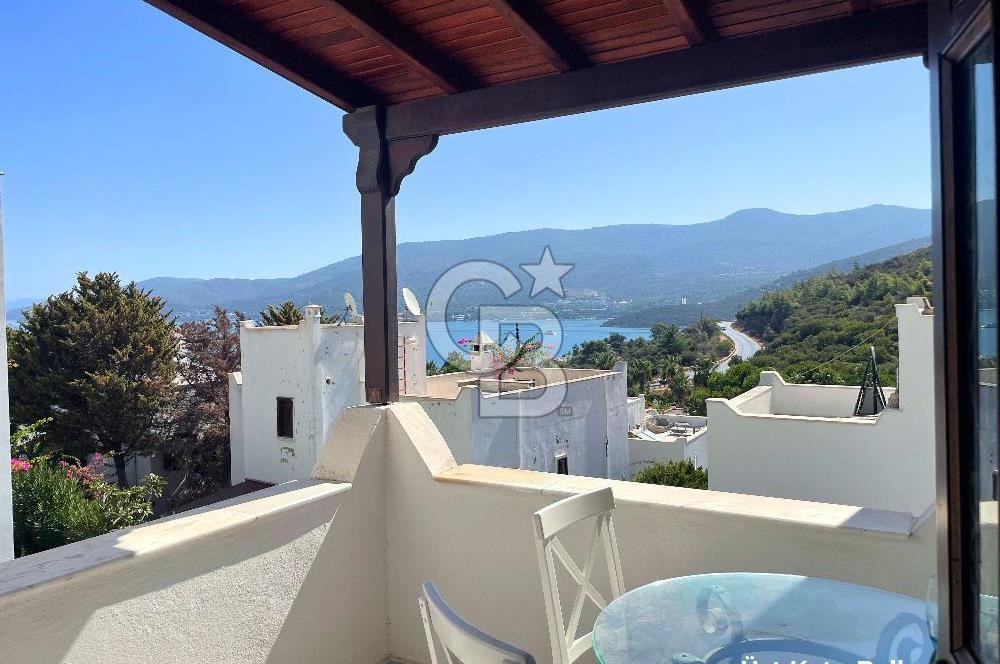 Bodrum Torba 4+1 Dubleks Bahçeli Manzaralı Eşyalı Kiralık Villa