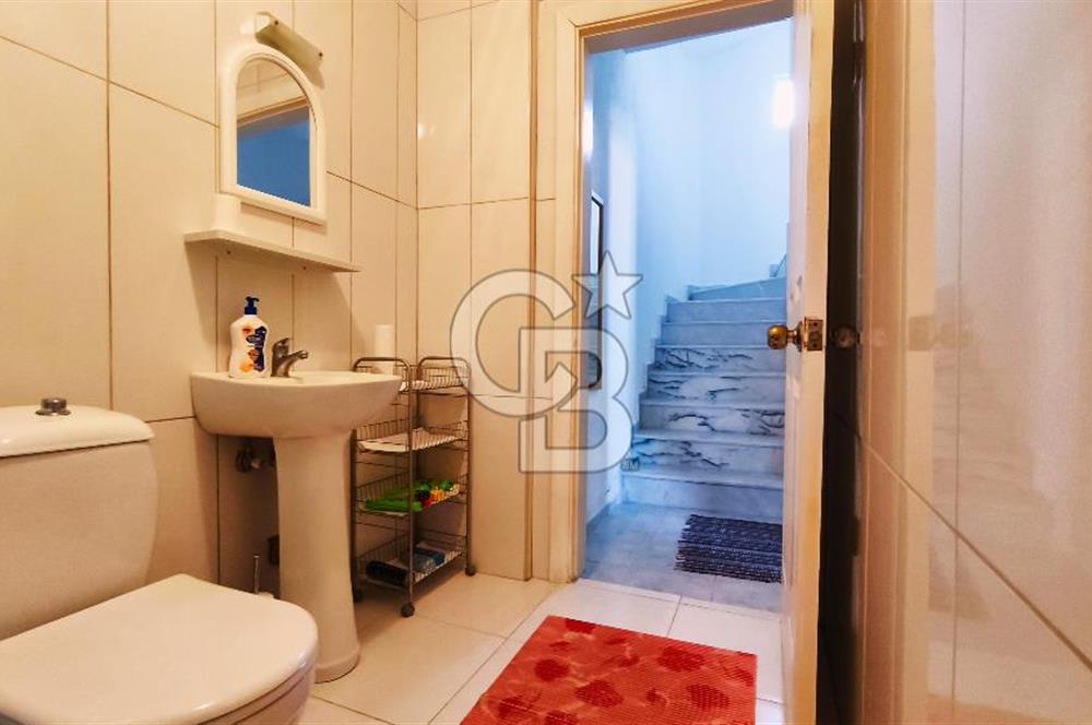 Bodrum Yalıkavakta Deniz Manzaralı Kiralık Dubleks Villa