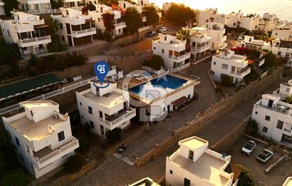 Bodrum Yalıkavakta Deniz Manzaralı Kiralık Dubleks Villa