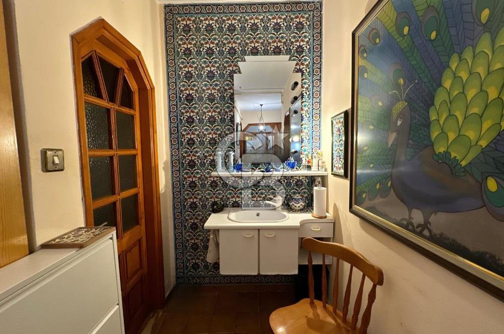 ÖZDEN MAH. DE MERKEZİ KONUMDA, GENİŞ BAHÇELİ MÜSTAKİL VİLLA