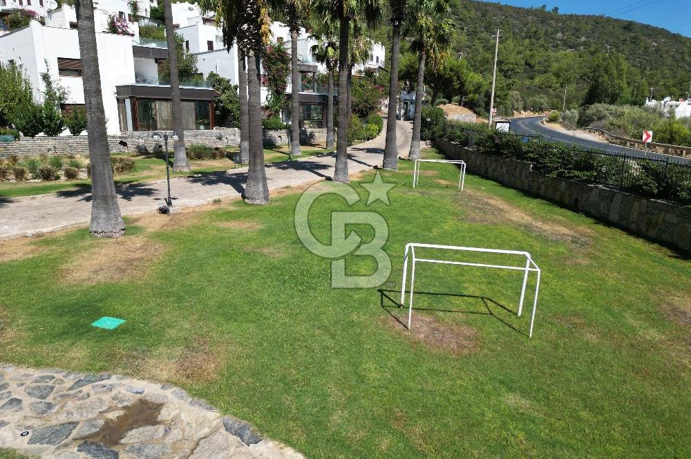 Bodrum Torba 4+1 Dubleks Bahçeli Manzaralı Eşyalı Kiralık Villa
