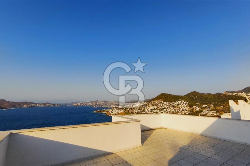 Bodrum Yalıkavakta Deniz Manzaralı Kiralık Dubleks Villa