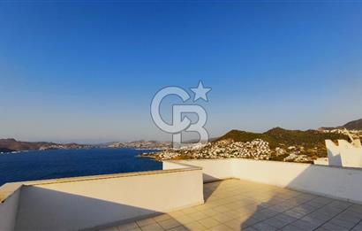 Bodrum Yalıkavakta Deniz Manzaralı Kiralık Dubleks Villa