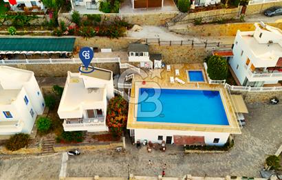 Bodrum Yalıkavakta Deniz Manzaralı Kiralık Dubleks Villa
