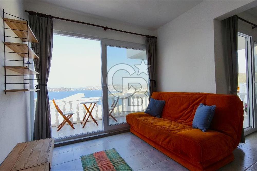 Bodrum Yalıkavakta Deniz Manzaralı Kiralık Dubleks Villa