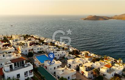 Bodrum Yalıkavakta Deniz Manzaralı Kiralık Dubleks Villa