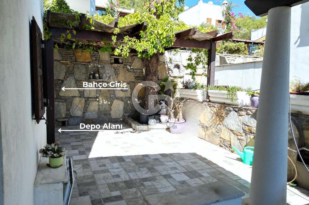 Bodrum Torba 4+1 Dubleks Bahçeli Manzaralı Eşyalı Kiralık Villa