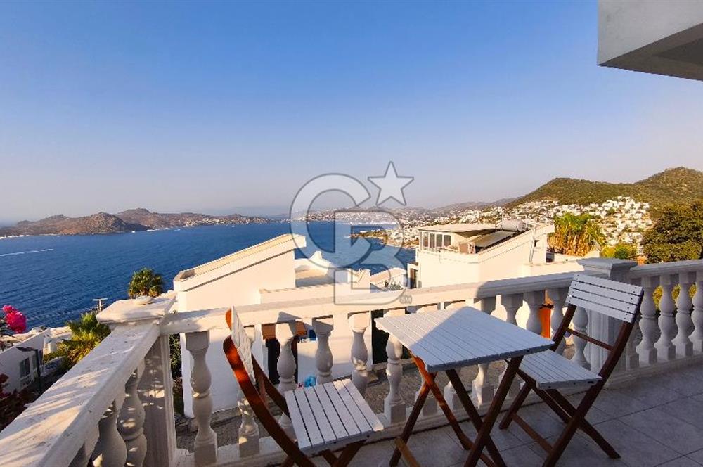 Bodrum Yalıkavakta Deniz Manzaralı Kiralık Dubleks Villa