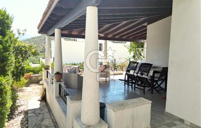 Bodrum Torba 4+1 Dubleks Bahçeli Manzaralı Eşyalı Kiralık Villa