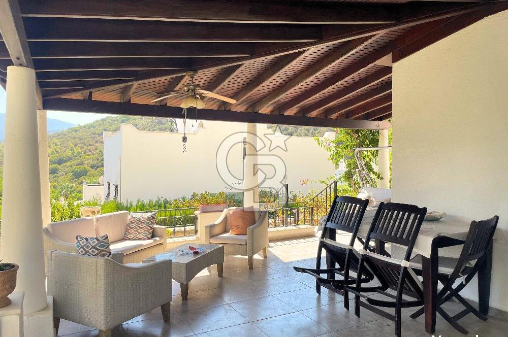 Bodrum Torba 4+1 Dubleks Bahçeli Manzaralı Eşyalı Kiralık Villa